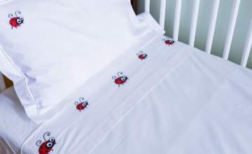 HANDCRAFTED BED LINEN FOR YOUR BABY